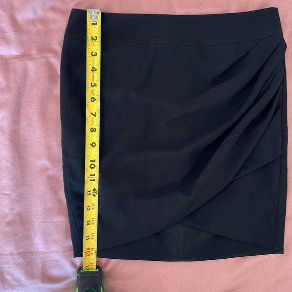 Helmut Lang Dry Crepe Twist Mini Skirt - Size 0 - Picture 9 of 9